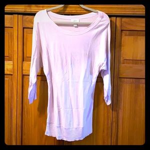 Scoop neck light sweater